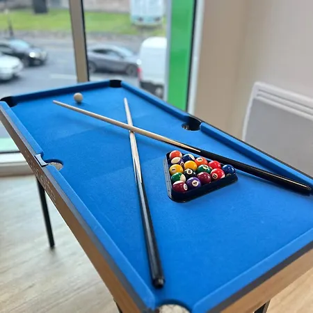 Appartement Spacious Mcr - Gym - Terrace - Games - Free Secured Parking *