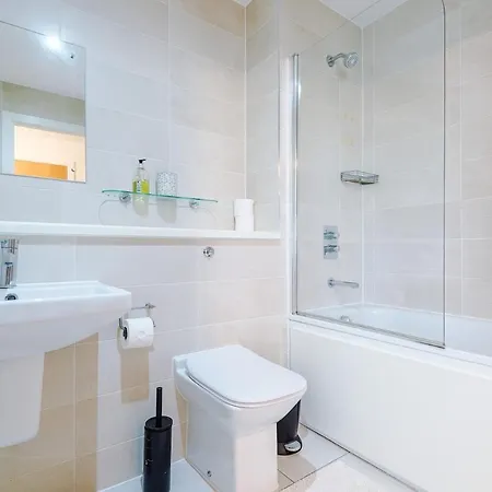 10%Offlastminbusinessleisurewifisalford Манчестер