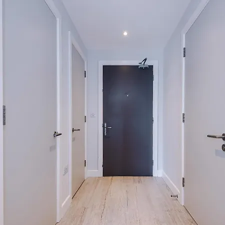Luxury 1br Self Check-in 10mins To Centre Apartamento *