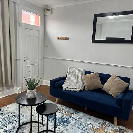 Bakewell St 2br Retreat For 5 With Free Parking * Manchester