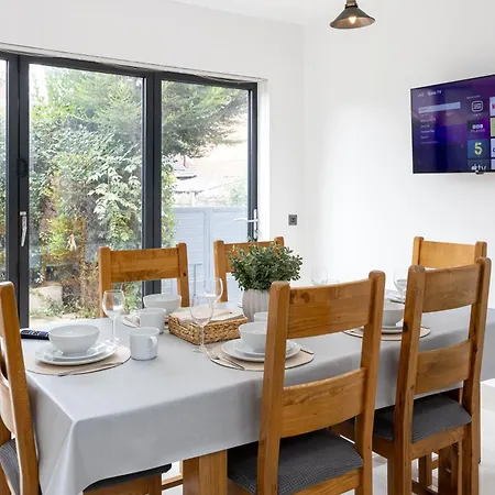 וילה Modern 4 Bedroom Victorian Private Detached Close To