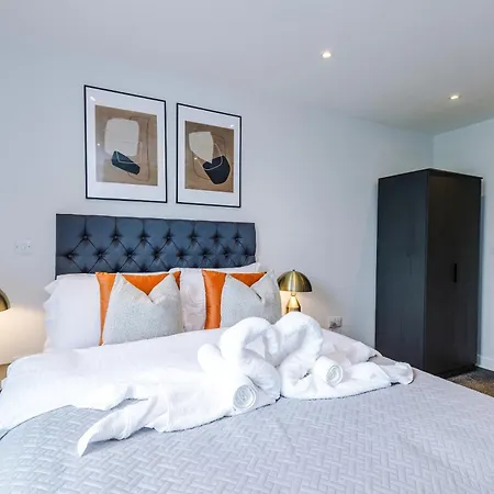 Lejlighed Modern 2br Parking Great Location & Amenities *