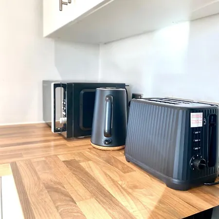 Lux Stylish 2 Bed High Rise With Parking And Balcony Διαμέρισμα *