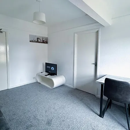 Modern 3-bedroom Near Centre Manchester