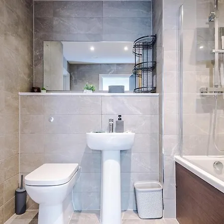 Apartment Centre, Luxury Apartment, Gym