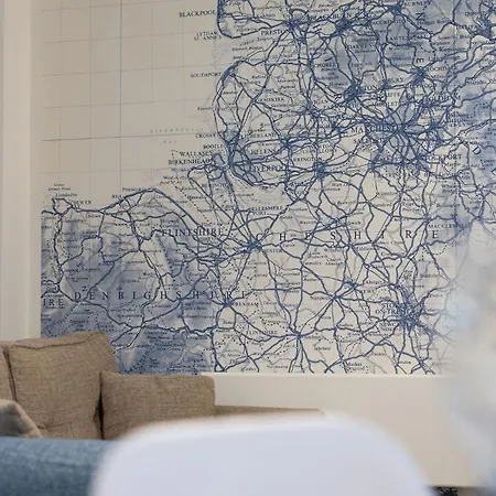 Appartement Spacious - Next To Ao Arena - Local Transport Links - Parking *