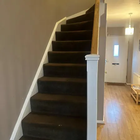 3bed Family -free Parking -manchester *