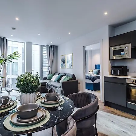 Apartment Centre, Luxury Apartment, Gym Manchester