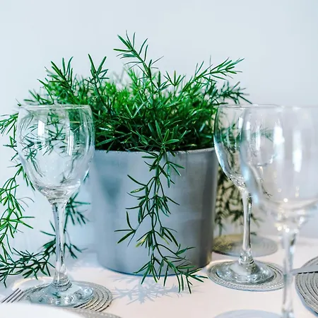 Stylish 1-bed Fast Wi-fi Easy Access To *