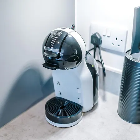 Stylish 1-bed Fast Wi-fi Easy Access To