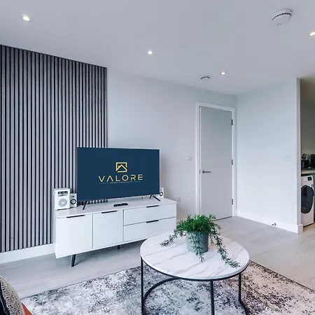 Modern 2br Parking Great Location & Amenities Lejlighed Manchester