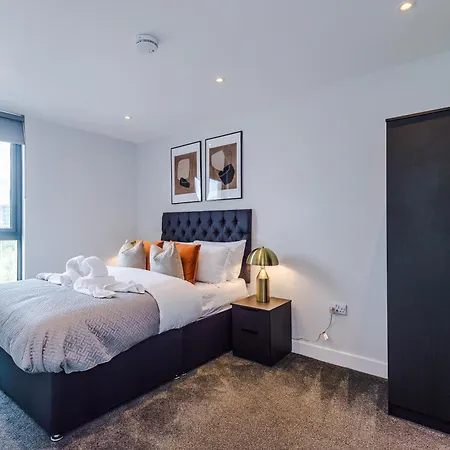 Lejlighed Modern 2br Parking Great Location & Amenities *