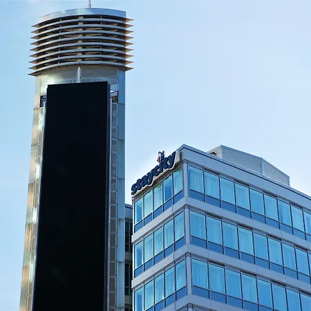 Staycity Piccadilly Ξενοδοχείο με διαμερίσματα 4*