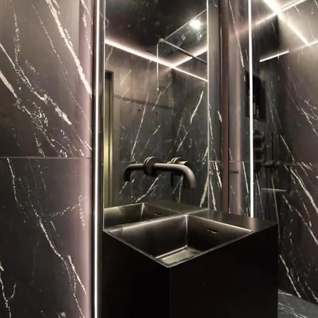 アパート Noir By The Heim *