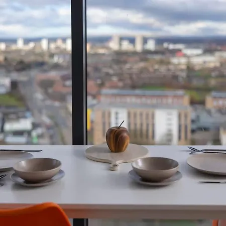 2 Bed Ensuite With Fantastic Night View And Old Trafford Stadium Mánchester