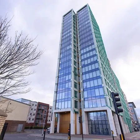 2 Bed Ensuite With Fantastic Night View And Old Trafford Stadium * Mánchester