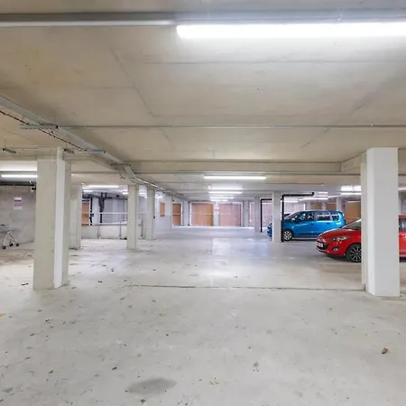 2 Bed Ensuite With Fantastic Night View And Old Trafford Stadium *