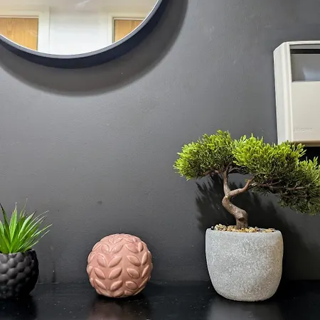 Apartament Lord Street With Free Parking & Wifi- Salford Uni, Victoria Station, Ao Arena *