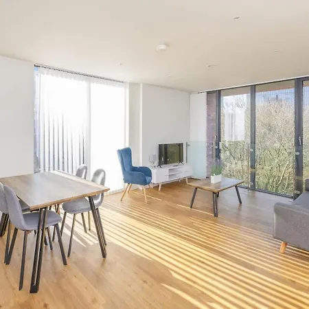 Park View 3 Bed Ensuite Only 5 Min Walk To Arndale Appartamento *