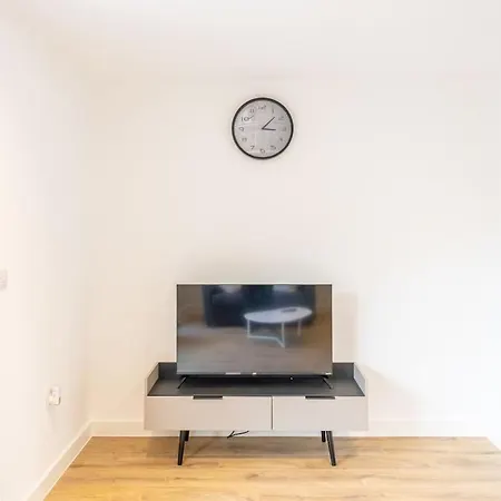 Σπίτι διακοπών Joyful Management - A Mordern Semi-detached House With 3 Bedroom