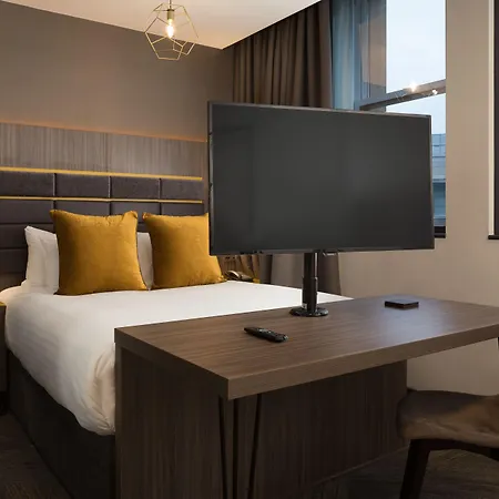 Roomzzz Victoria Manchester