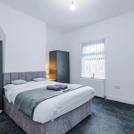 Kammili - 2bed House With Free Wifi & 15 Mins To Centre Feriehus *