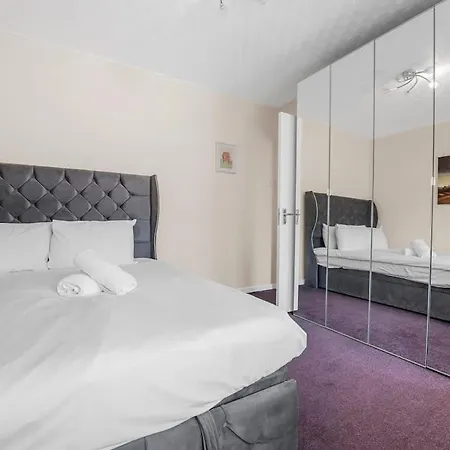 4 Bed Northenden Free Parking Casa vacanze Manchester