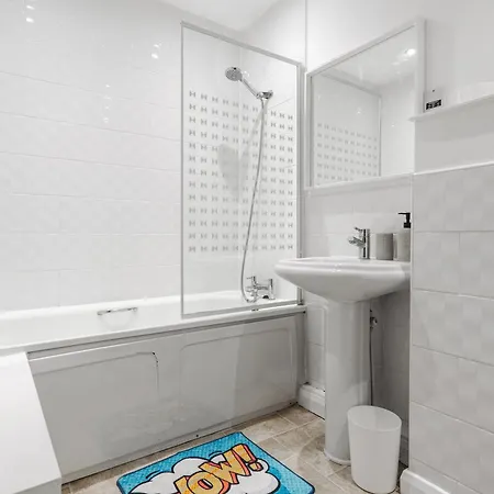 Haven - Coop Live - Etihad - Sleeps 9 - Free Parking Manchester