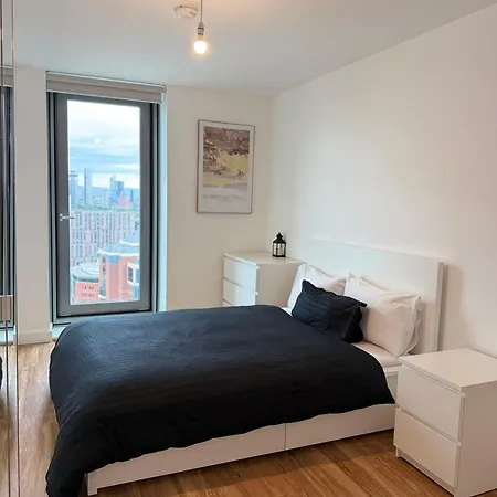 Sky View Centre Luxury * Манчестер