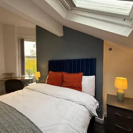 Casa Cove 2br Flat Free Parking, 5 Min To Hospital Lejlighed Manchester