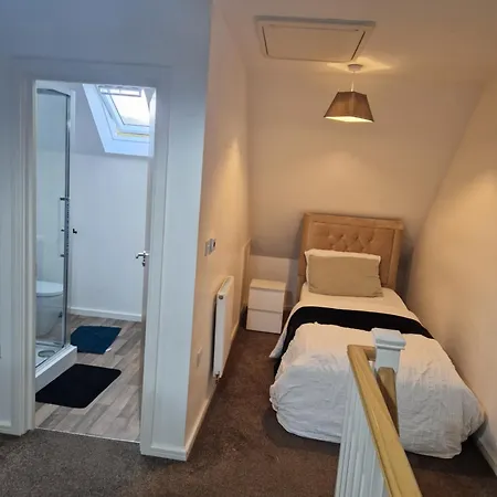 Blue Haven 2 * مانشستر