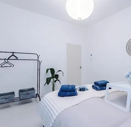 Sleep7, Pool Table, Ttennis, Free Parking, 3br