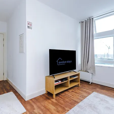 Apartmán 2br Heights Sleeps 7 Parking & Wifi Manchester