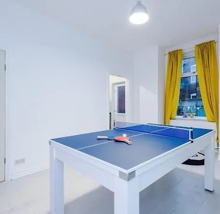 Apartmán Sleep7, Pool Table, Ttennis, Free Parking, 3br Manchester