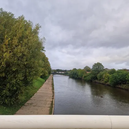 Blue Haven 2 مانشستر