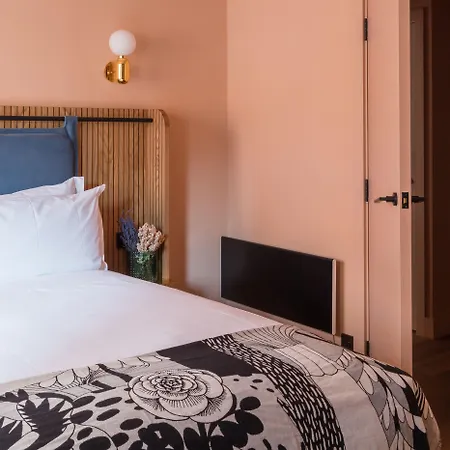 Whitworth Locke 4* Manchester