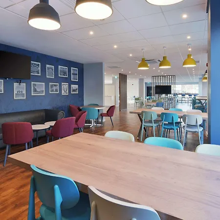 Hotel Travelodge Salford Quays 3*