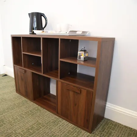 Gorton Mount Hotel 2*