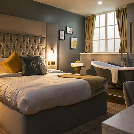 Hall 4* מנצ'סטר