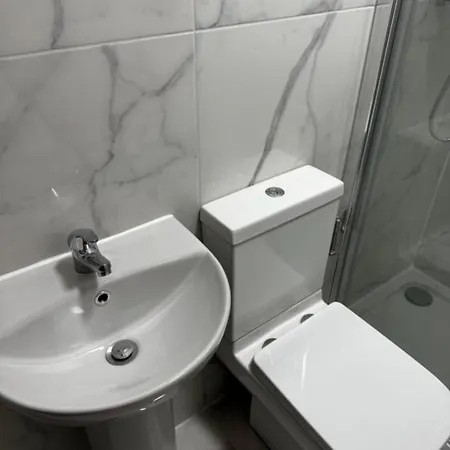 Oyo Cheetham Hill ゲストハウス 3*