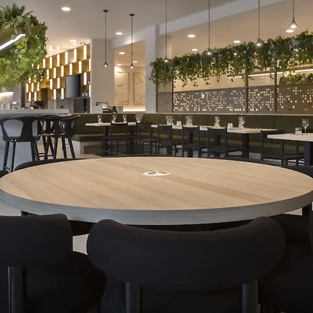 Leonardo Piccadilly Manchester