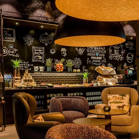 Hotel One Manchester-st. Peter's Square 3*