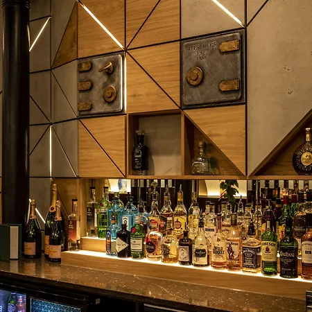 Hotel Forty Seven Manchester, Worldhotels Crafted