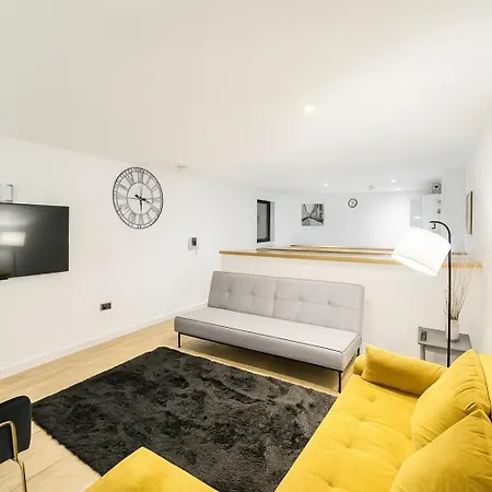 Modern Duplex Centre Апартаменты Манчестер