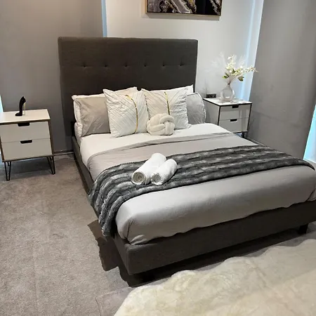 Apartmán Stylish 2-bed By Cente