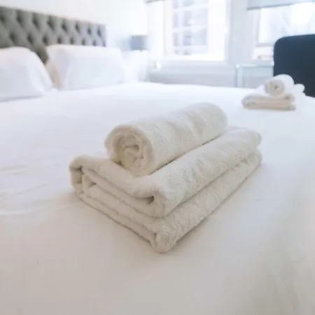 Gorgeous & Centrally Located 2bd Flat Manchester! Manchester