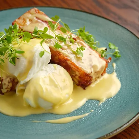 The Reach At Piccadilly, Manchester, A Tribute Portfolio 4* Manchester