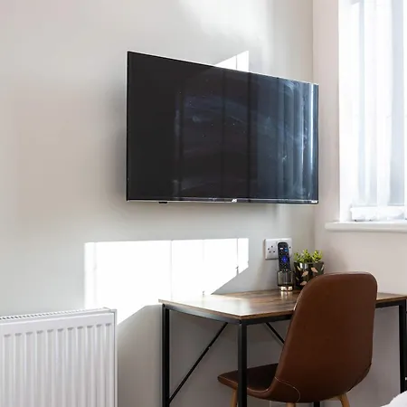 The Groves Room 2- Close To Mri, City Centre & Uni * Manchester