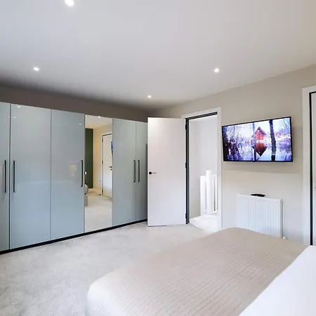 Eden At The Heim Manchester