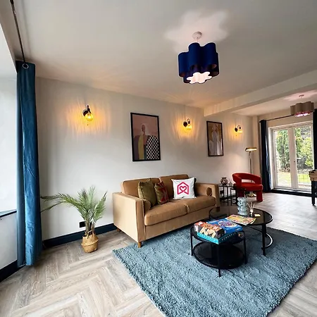 Family & Pet-friendly 5pp, Parking, 20 Min To Вилла